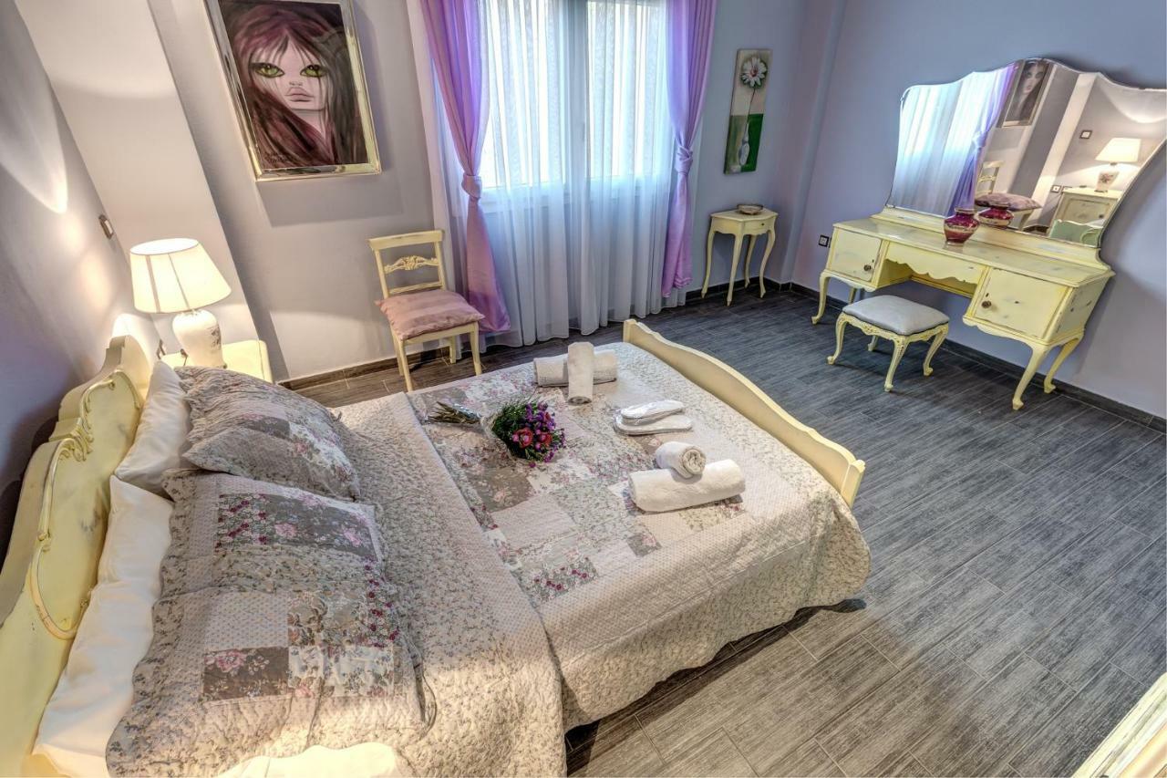 Villa Intemella Kompítsion المظهر الخارجي الصورة