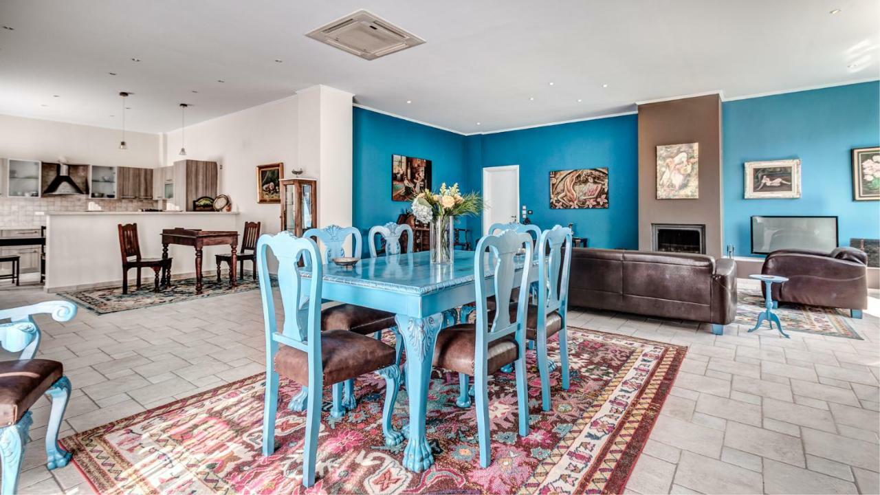 Villa Intemella Kompítsion المظهر الخارجي الصورة